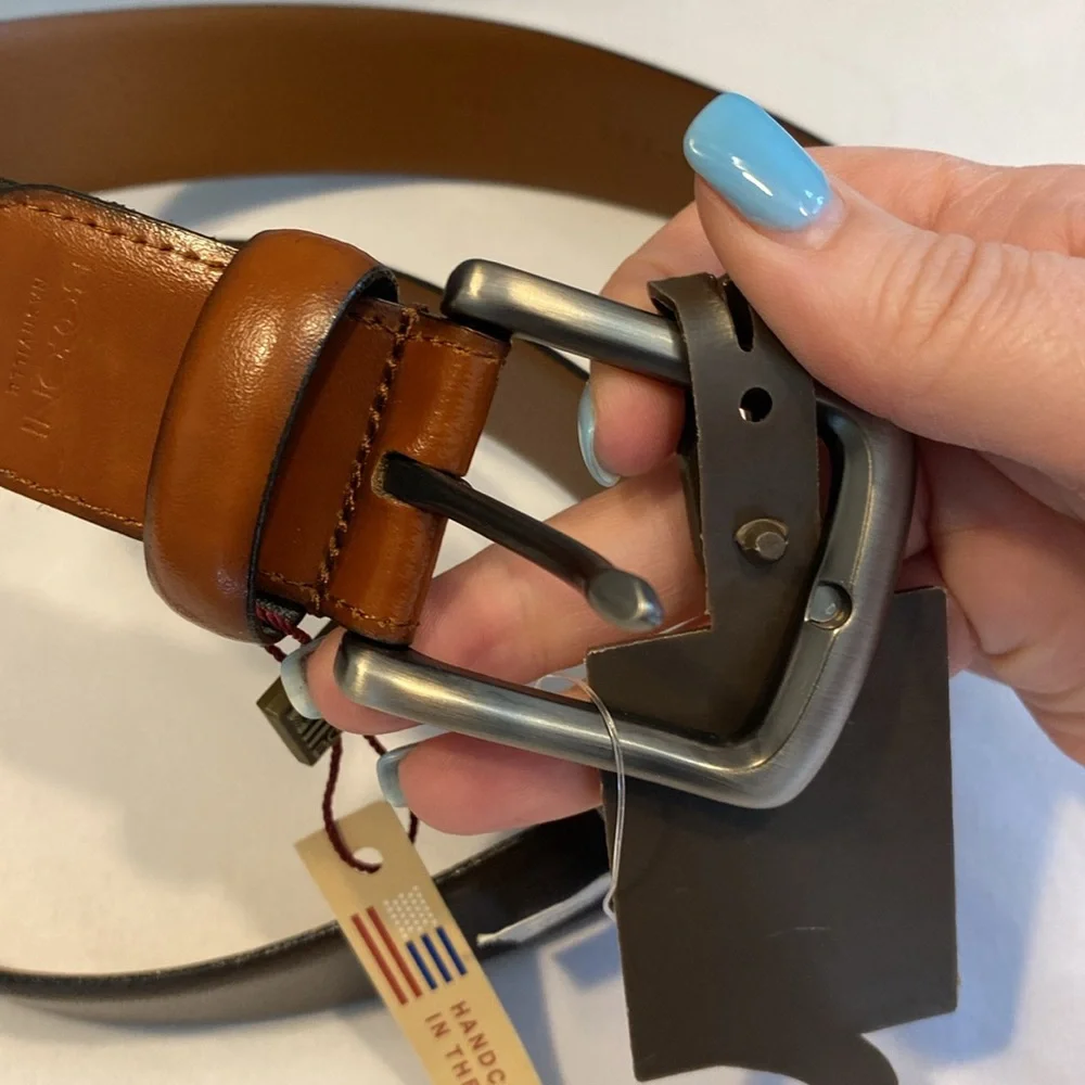 NWT Boconi Nashville brown leather belt size 32